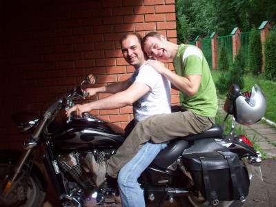 Безымянный.jpg (923.04 КБ) 3156 просмотров С лева Йа, прицеп - Сильвер, моц - МакАлекса