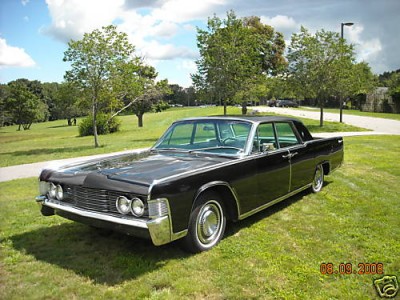 Lincoln Continental 1965 1.JPG (49.76 КБ) 3250 просмотров Lincoln Continental 1965 1.JPG