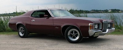 800px-1971_Mercury_Cougar.jpg