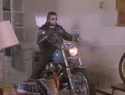 BEYOND%20THE%20LAW%201.jpg (102.33 КБ) 2253 просмотра BEYOND%20THE%20LAW%201.jpg