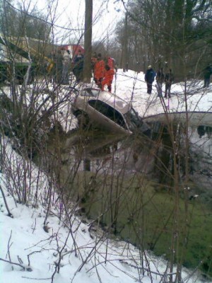 BMWcompact.jpg (290.01 КБ) 3463 просмотра BMWcompact.jpg